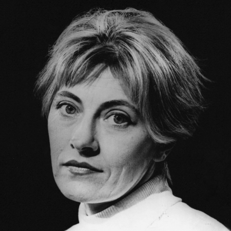 Mirė Kauno miesto kamerinio teatro aktorė A.J.Masiulionytė