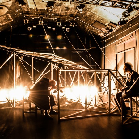 Teatras ieško dekoracijų montuotojo!
